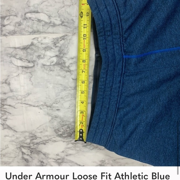 Under Armour Loose Fit Athletic Blue Sweatshorts Shorts size Large like New Cond - Picture 3 of 5